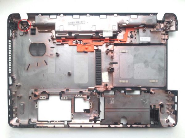 Нижняя часть корпуса ноутбука Acer Aspire E1-571, E1-571G, E1-521 E1-531, Packard Bell EasyNote TE11, TV11 (AP0NN000100) Уценка!