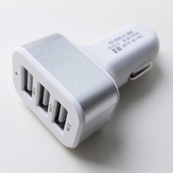 Автомобильное зарядное устройство 3xUSB 5V 1A White/Silver Белый/Серебристый (CC018-3U)