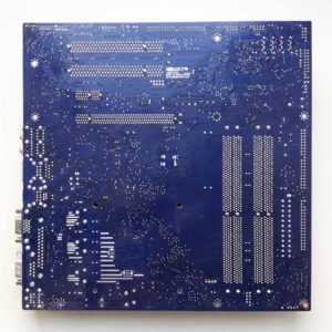 Материнская плата Foxconn 945G7MA Intel 945G, LGA775, 4xDDR2 DIMM, 1xPCI-E x16, 1xPCI-E x1, 2xPCI, встроенный звук: HDA 7.1, VGA, Ethernet: 100/1000 Мбит/с, форм-фактор microATX (945G7MA-8KS2H) Уценка!