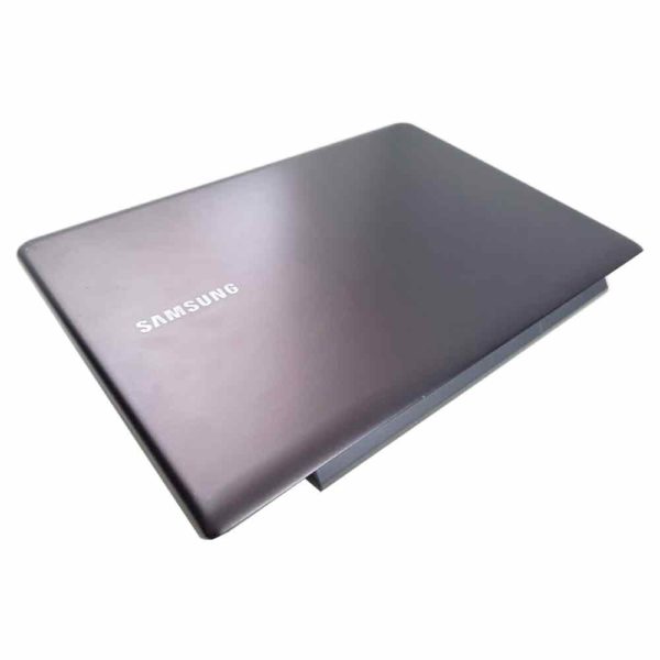 Крышка матрицы для ноутбука Samsung NP530U3B, NP530U3C, NP535U3C (BA75-03709F)